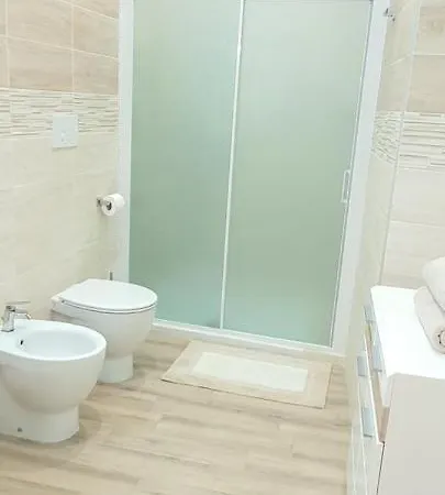 Suite Blanc Apartments - Monolocali Indipendenti Con Cucina E Bagno Privato - Check-In E Check-Out Con Codice In Autonomia H24 - Terrazza In Comune Guspini Exterior foto