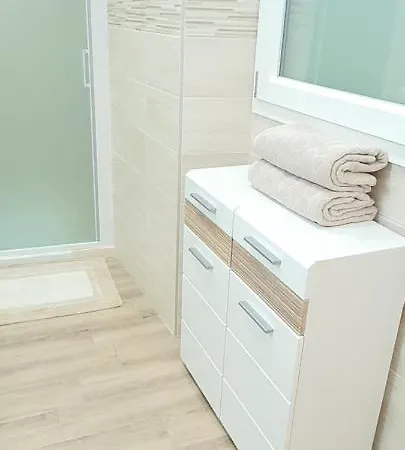 Suite Blanc Apartments - Monolocali Indipendenti Con Cucina E Bagno Privato - Check-In E Check-Out Con Codice In Autonomia H24 - Terrazza In Comune Guspini Exterior foto