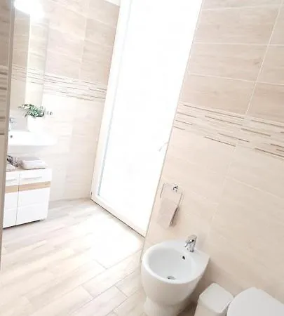 Suite Blanc Apartments - Monolocali Indipendenti Con Cucina E Bagno Privato - Check-In E Check-Out Con Codice In Autonomia H24 - Terrazza In Comune Guspini Exterior foto