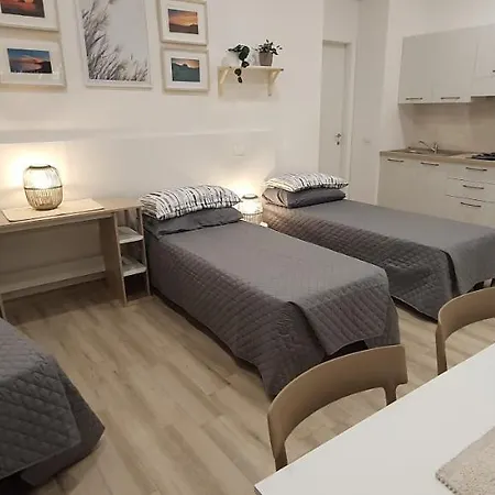 Suite Blanc Apartments - Monolocali Indipendenti Con Cucina E Bagno Privato - Check-In E Check-Out Con Codice In Autonomia H24 - Terrazza In Comune Guspini Exterior foto