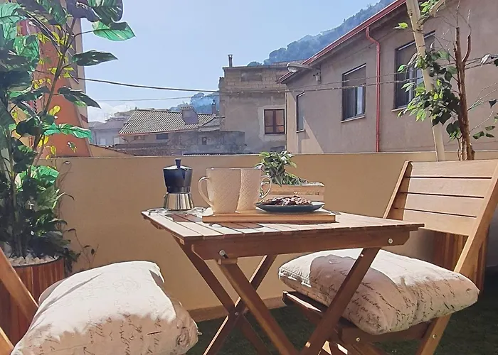 Suite Blanc Apartments - Monolocali Indipendenti Con Cucina E Bagno Privato - Check-In E Check-Out Con Codice In Autonomia H24 - Terrazza In Comune